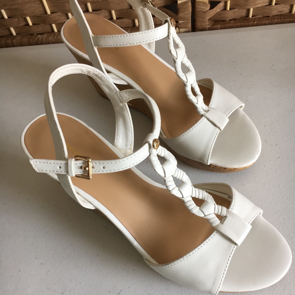 Women’s Wedge Heels - Picture 3 of 4